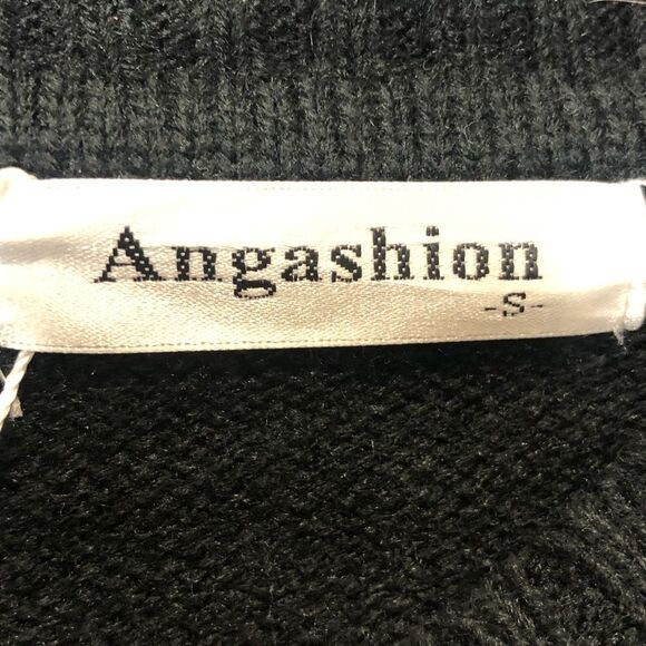 Angashion black and cream twin cheetahs king sleeve sweaters, size small - Picture 8 of 14